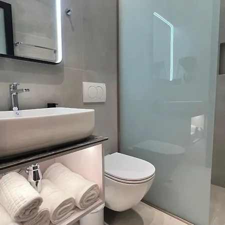 Ama Luxury דירה סרנדה